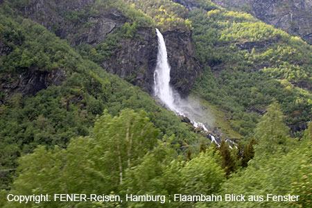 Fahrt mit der Flaambahn, Blick aus dem Fenster