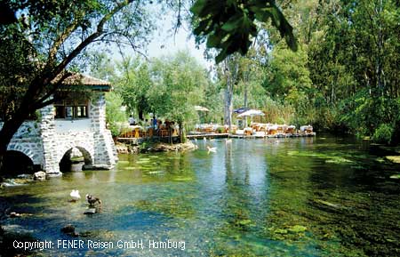 Das Cennet Restaurant in Akyaka in der Türkei